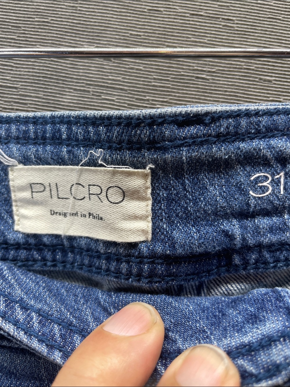 Pilcro Wide-Leg High-Rise Jeans in Blue Denim - Picture 2 of 10